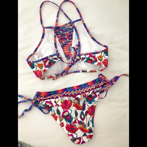 NWOT Nanette Lepore two piece swimsuit - Picture 6 of 8